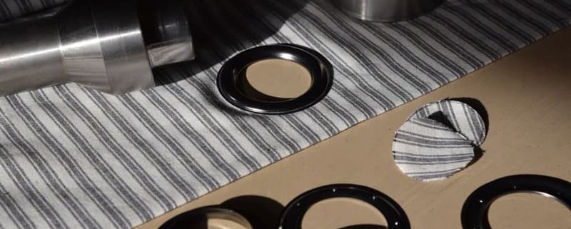 پرده آماده با نقش های گل گلی | پرده فروشی نیکجو