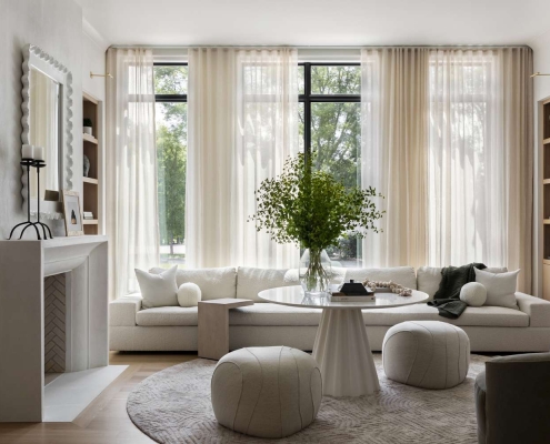 پرده مینیمال سفید برای دکوراسیون تمیز و امروزی | پرده فروشی نیکجو